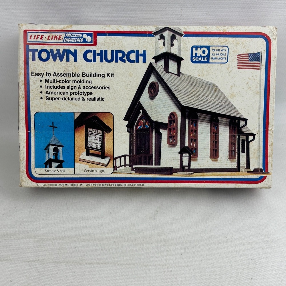 Life Like Good Shepherd Church Ho Scale Kit Plastic Model Building 1350